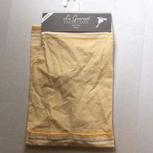 NWT Yellow & White Apron